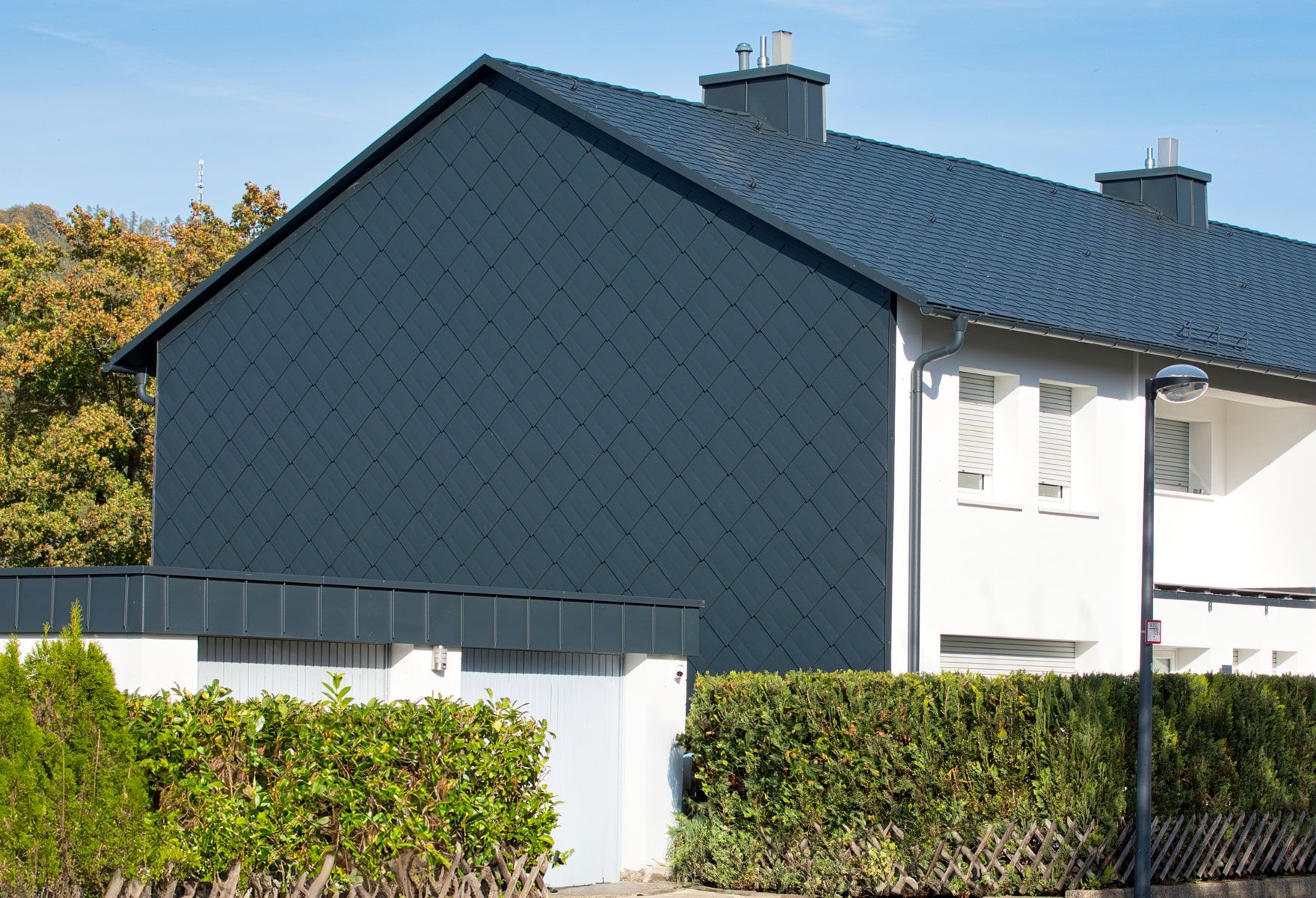 Cross-Schindel Fassade. Das Bild vom Haus