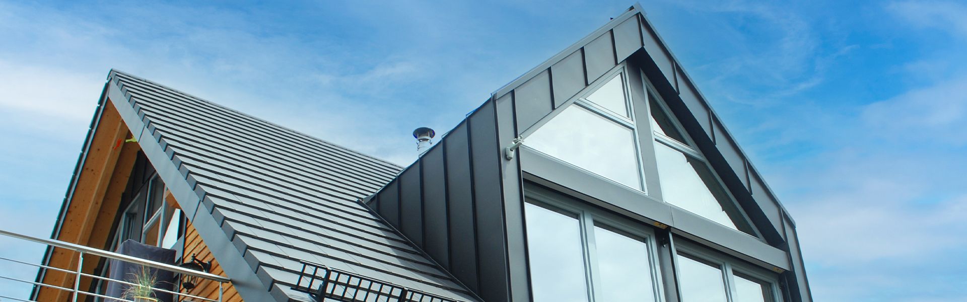 Falzband Dach und Fassade